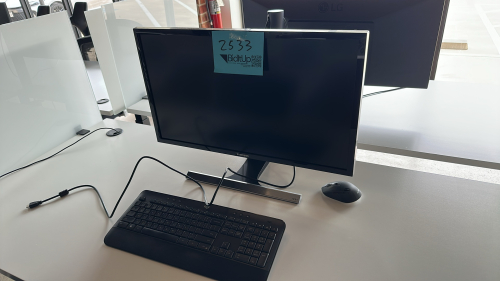 SAMSUNG 28&rdquo; MONITOR MODEL: U28E590D WITH ARM BAR
