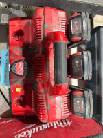 LOT OF (4) ASSTD MILWAUKEE DRILLS WITH MILWAUKEE (6) BATTERY CHARGER STATION - 3