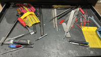 MAC TOOLS 6 DRAWER UTILITY CART MODEL: UC4125FD-FB WITH ASSTD CONTENTS - 3