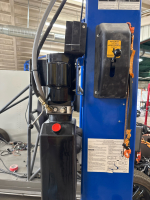 FORWARD LIFT MODEL: I10N400M CAPACITY: 10,000 , SN: NHG17F0047 - 6