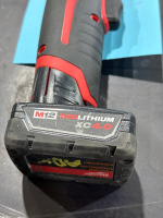 MILWAUKEE COMPACT PIPE CUTTER MODEL: C12PC WITH BATTERY - 3
