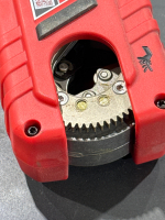 MILWAUKEE COMPACT PIPE CUTTER MODEL: C12PC WITH BATTERY - 4
