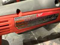 LOT OF (2) MILWAUKEE GRINDERS CAT NO: 2680-20 & (1) MILWAUKEE CUT OFF TOOL CAT NO: 2522-20 WITH BATTERIES - 3