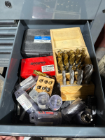 US GENERAL 30&rdquo; 5 DRAWER MECHANICS CART WITH ASSTD TOOLS: PROMO KIT, CUTTING TOOLS, DRILL BITS & END BILLS - 4