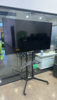 70&rdquo; Vizio 4K TV Model: M70Q6-J03 W/ Apple TV