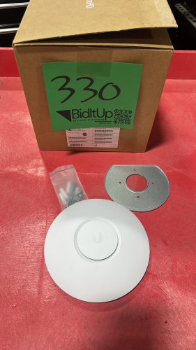 (3) Ubiquiti UniFi Access Point UAP-NanoHD