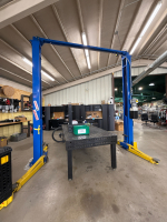 FORWARD LIFT MODEL: DP10AN200M CAPACITY: 10,000 , SN: NFJ14F0016 - 3