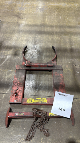 DRUM GRABBER FORKLIFT ATTACHMENT