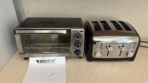 TOASTER AND TOASTER OVEN