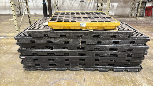 LOT OF ASSORTED SPILL PALLETS
