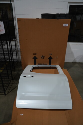(4) TOYOTA CAR DOOR BODIES ;