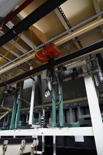 CM LODESTAR 1/2 TON CRANE HOIST; WITH 2 BUTTON CONTROL