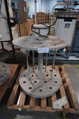 FILTER MOUNT;