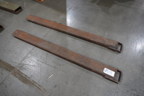 (2) 5' FORK EXTENDERS;