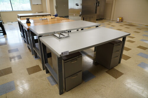 (5) WORK BENCHES ; (2) 6' X 3', (3) 6' X 30"