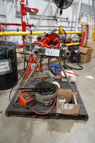 RIDGID 300 PIPE TREADING MACHINE; WITH ROLL STAND, BUCKET AND FOOT PEDAL