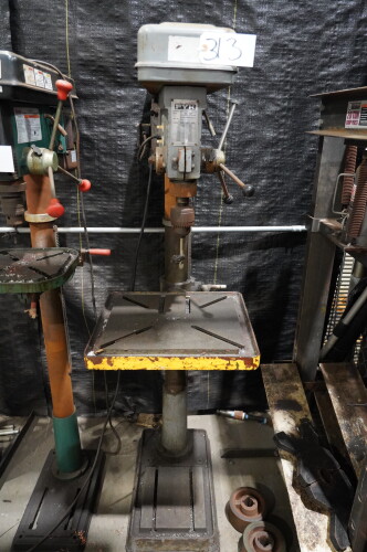 SUPER QURLITY PYH HEAVY DUTY DRILL PRESS TDP27F; TABLE SIZE 16"X 19", HEIGHT 61"