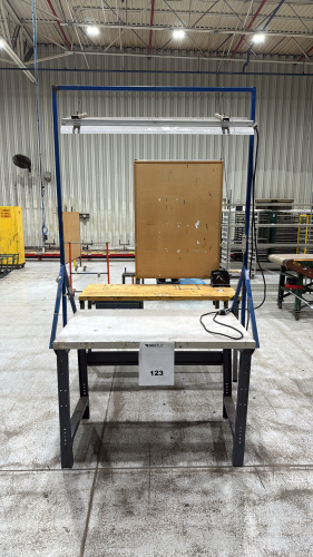 (2) WORK STATIONS 4&rsquo;, 5&rsquo;