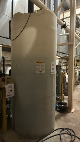 700 GAL. TANK