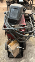 LINCOLN ELECTRIC WELDER POWER MIG 255C - 4
