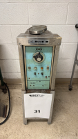 BLUE M MAGNI WHIRL CONSTANT TEMPERATURE WATERBATH MODEL: MW-1110A-1 W/ CART