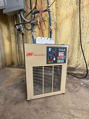 INGERSOLL RAND NON CYCLING REFRIGERATED AIR DRYER MODEL: D12IN