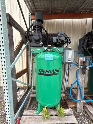 SPEEDAIRE AIR COMPRESSOR 80 GALLON MODEL: 35WC50