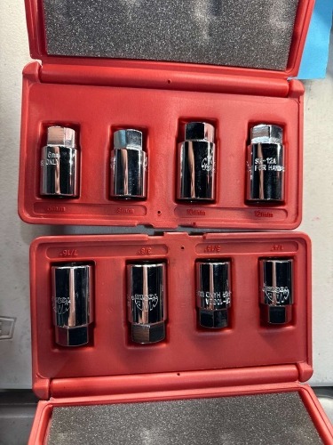 LOT OF (2) MAC TOOLS 4PC METRIC PULLER SETS MODEL: SR4MA & SR4FA