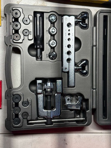 MAC TOOLS COMBINATION FLARING TOOL KIT MODEL:FS242
