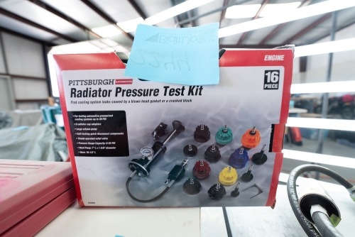 PITSBURGH 16 PIECE RADIATOR PRESSURE TEST KIT