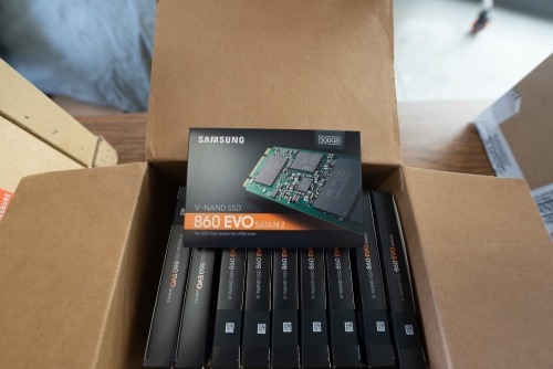 LOT OF (10) SAMSUNG 500GB V-NAND SSD 860 EVO SATA M.2 CARDS