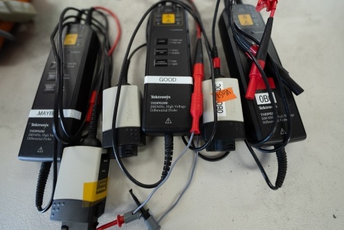 LOT OF (3) TEKTRONIX DIFFERENTIAL PROBES MODEL: THDP0200