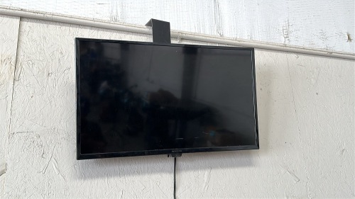 LOT OF (7) ASSTD MONITORS WITH (3) ASSTD MONITOR STANDS