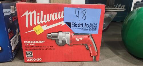 MILWAUKEE MAGNUM 1/2" DRILL MODEL 0300-20 (NEW UNUSED)