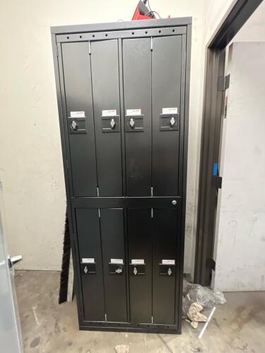 Vestis industrial uniform locker