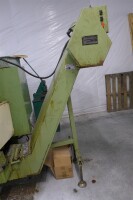 Okuma Cadet LNC8 CNC Lathe including Hennig 100105 Chip Conveyor - 12