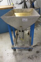 Hopper/ Conveyor of Granules & Powders on Rolling Cart - 3