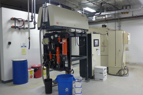 Rofin Sinar DC 030 3000 W Laser Welder including Cabinet with Accessories & Manuals