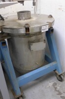 Pressure Chamber on Rolling Cart