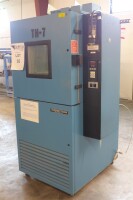 Thermotron SM-8C Temperature/Humidity Environmental Chamber - 2