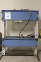 OTC-Bosch Automotive 1858 | 100-Ton Capacity Heavy-Duty Shop Press - 4