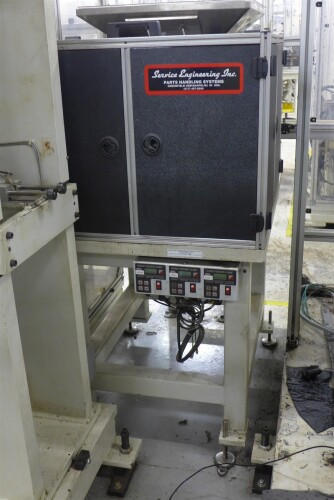 Rodix Feeder Cube and Vibratory Bowl