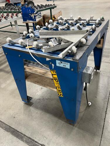 Glass Flipper Roller Table with Swivel Casters