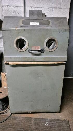 Sandblasting Cabinet
