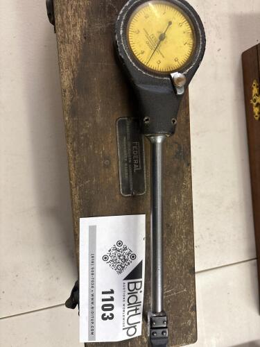 Federal Dial Bore Gage With Indicator And Wooden Case