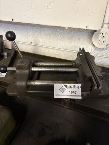 Heavy-Duty Drill Press Vise