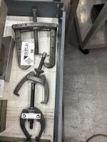 Lot of Gear Pullers