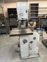 DoALL Vertical Contour Bandsaw With Built-In Blade Welder - 2