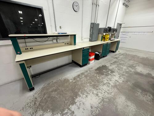 Kewaunee Sturdilite Bench - NO CONENTS