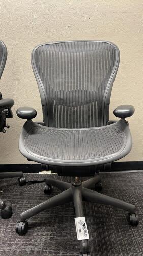 Herman Miller Aeron Office Chair &ndash; Ergonomic Mesh with Adjustable Arms